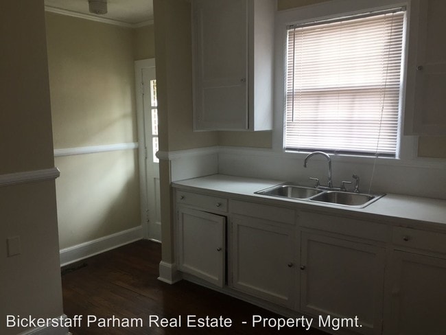 Building Photo - 3 br, 1 bath House - 1501 Seventeenth Street