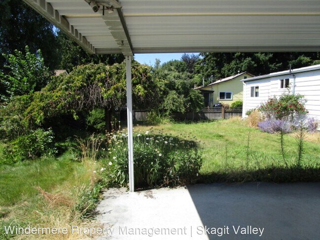 Building Photo - 3 br, 2 bath House - 1600 East Rio Vista A...