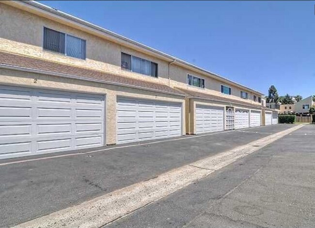 Two-car Garage - 9515 Easter Way