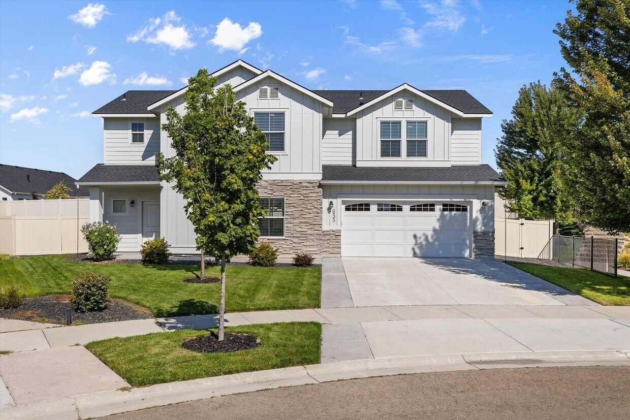 Foto principal - Eagle, ID – Spacious 3 Bedroom + Bonus Room