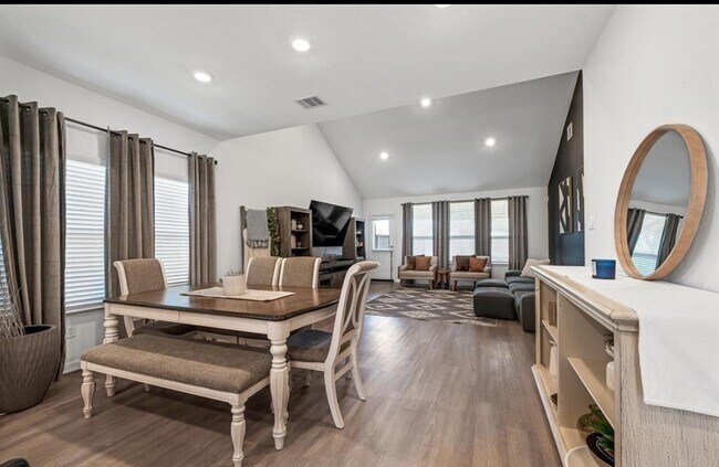 Foto del edificio - 23922 Sage Row Ln