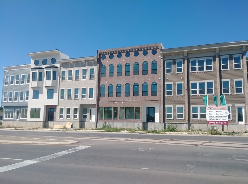Foto principal - Grovecrest Center