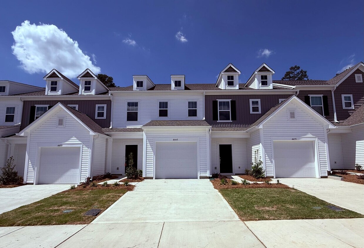 Primary Photo - NEW 3BD Townhome Minutes from I85