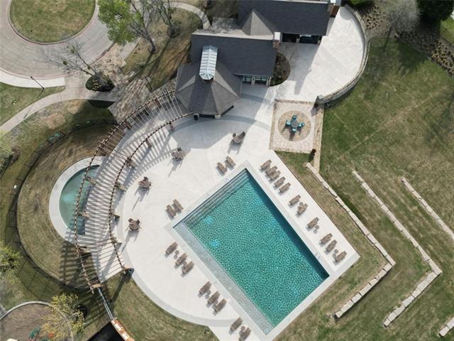 Foto del edificio - 1535 Calcot Ln