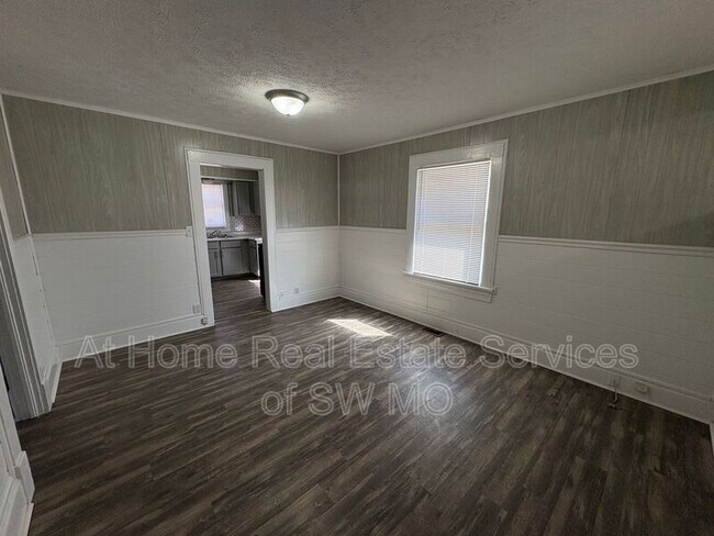 Foto del edificio - 1414 S Campbell Ave