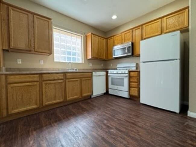 Building Photo - Charming 4 bedroom affordable in North Las Vegas