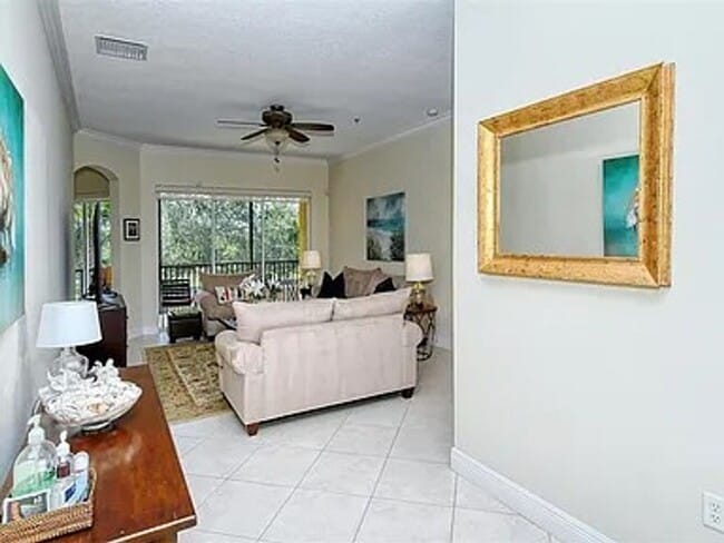 Building Photo - 8263 Miramar Way