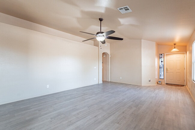 Foto del edificio - Beautiful 4-Bedroom, 2-Bath Home – Available Now