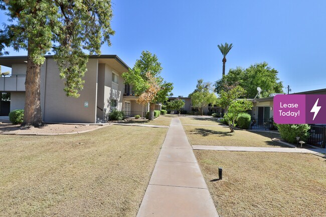 Building Photo - 4360 N 36th St