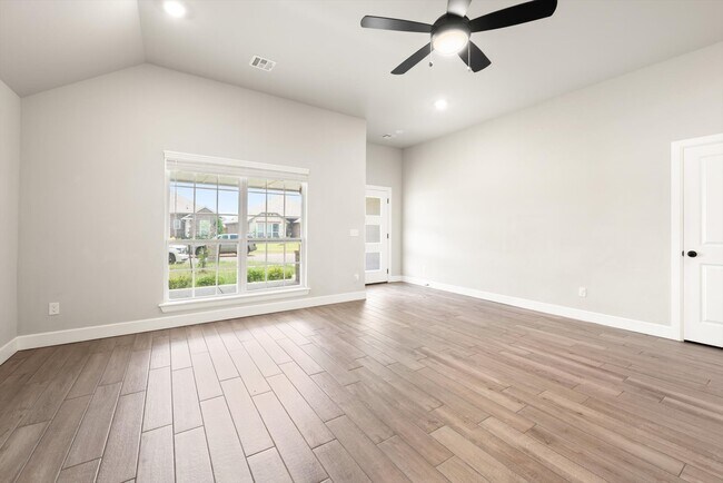 Foto del edificio - 13933 Klinsman Rd