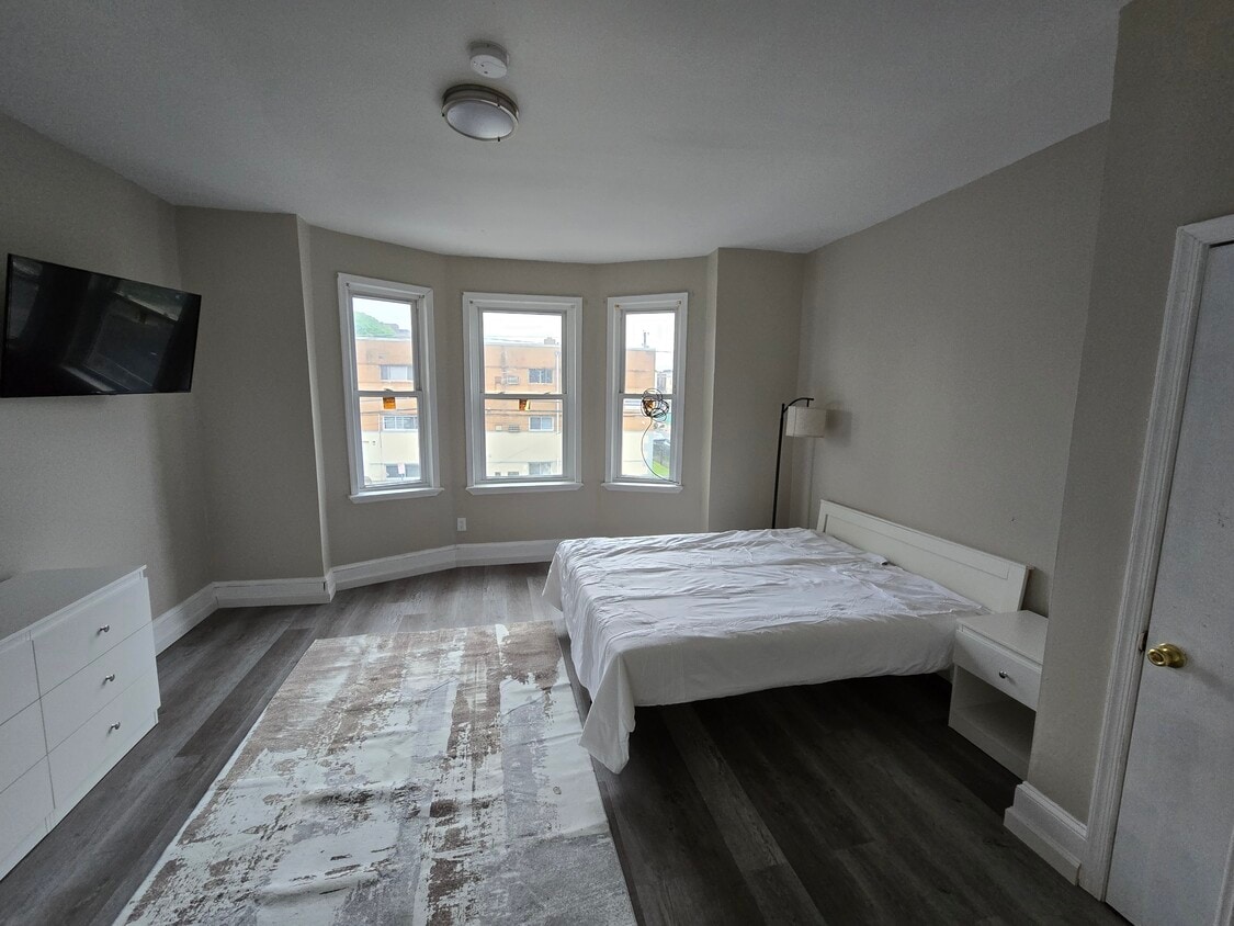 Foto principal - 4915 N 13th St