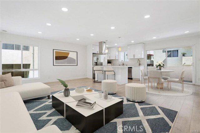 Foto del edificio - 5330 Zelzah Ave