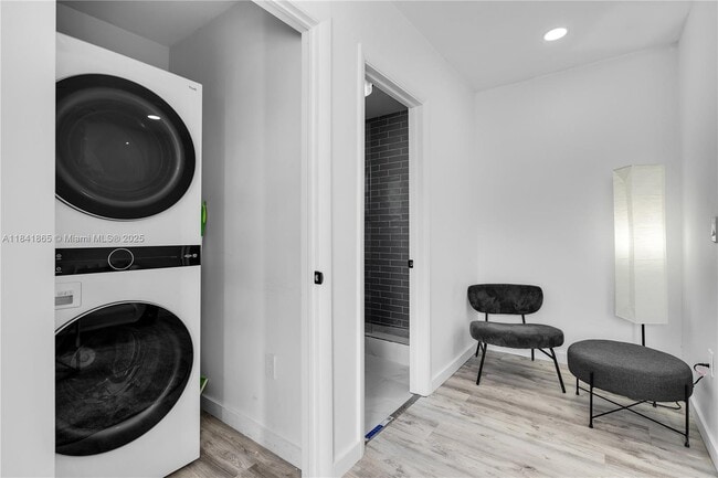 Foto del edificio - 1510 Normandy Dr
