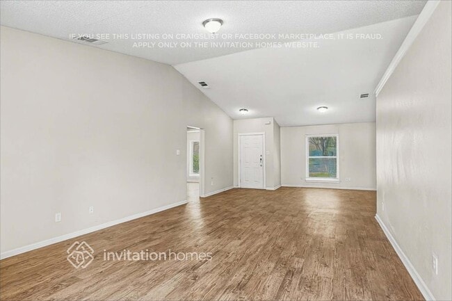 Foto del edificio - 5345 Colonial Dr