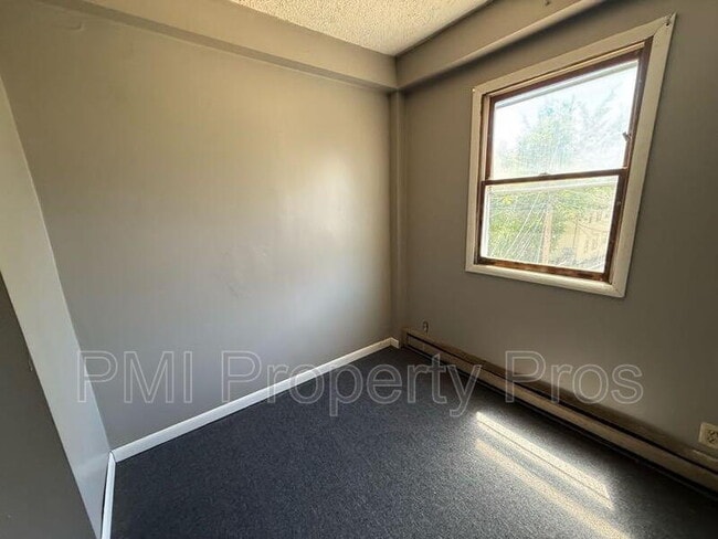 Building Photo - 3601 W Highland Blvd