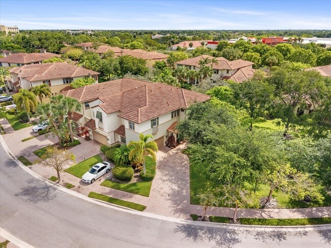 Building Photo - 6013 NW 118th Dr