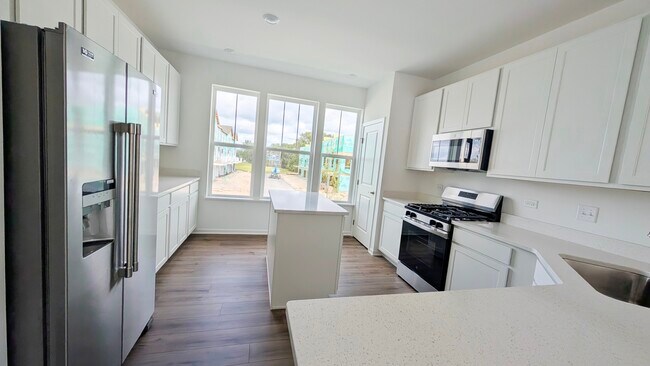 Foto del edificio - 525 Red Oak Cir