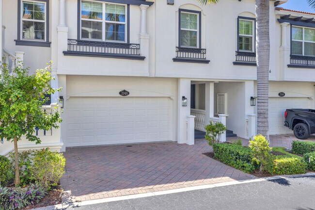 Foto del edificio - 3146 Waterside Cir