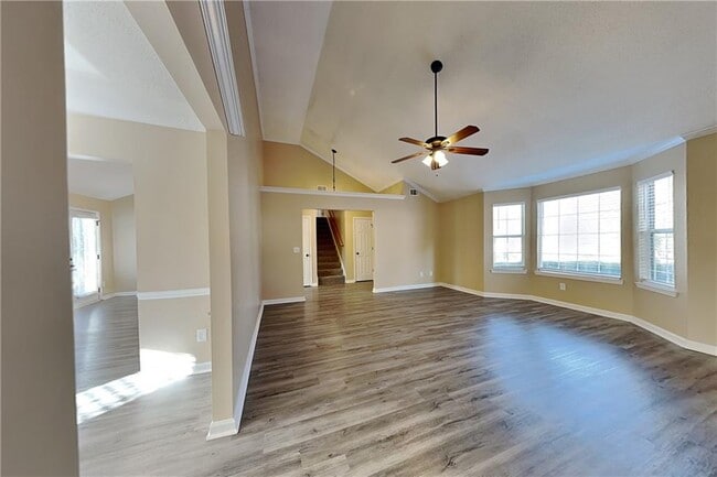 Foto del edificio - 7000 Greenfield Ln