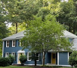 Building Photo - 12 Morningstar Dr