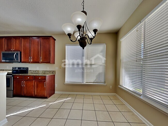 Foto del edificio - 1555 Tawny Marsh Ct