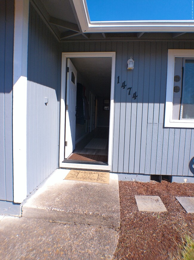 Building Photo - 1474-MHH1474 Rozilla Ct NE