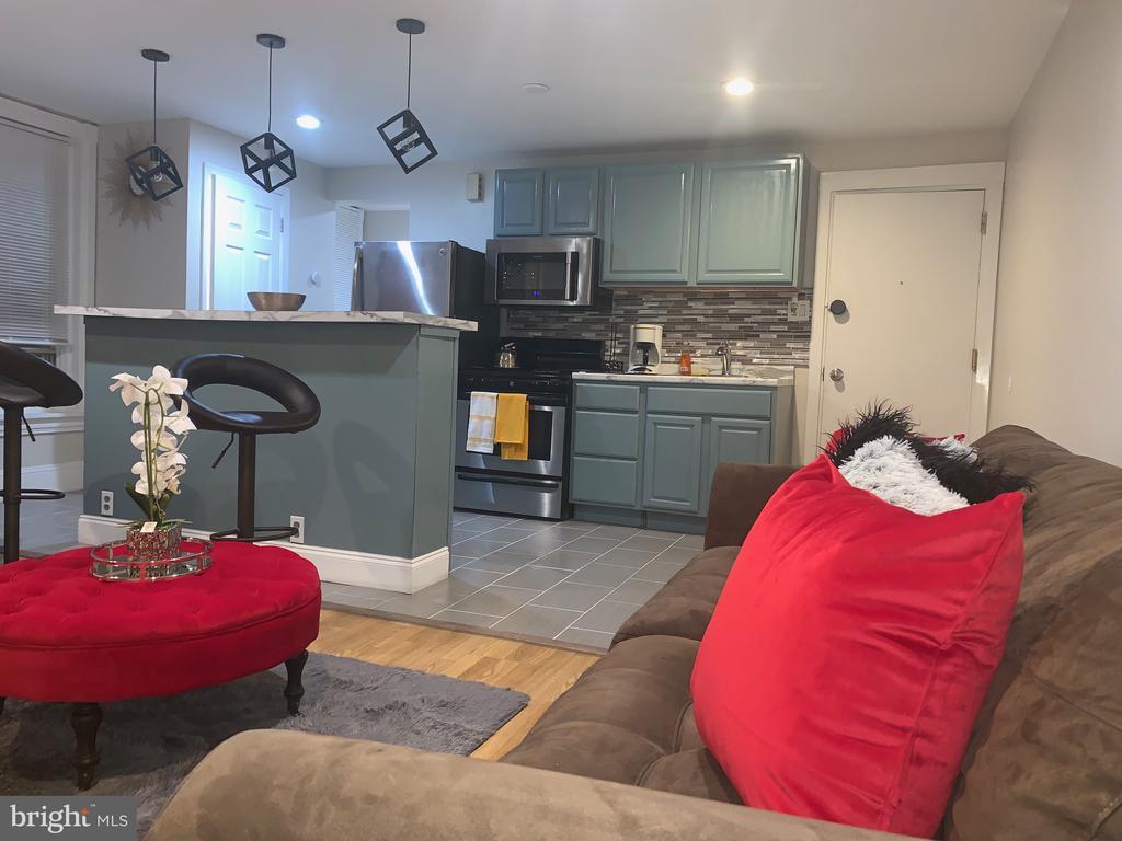 Foto principal - 226 Roxborough Ave
