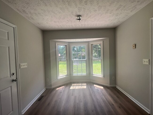 Foto del edificio - Lovely 3 Bed 2 Bath Raeford Home