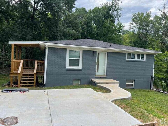 Building Photo - 21 Proctor Dr