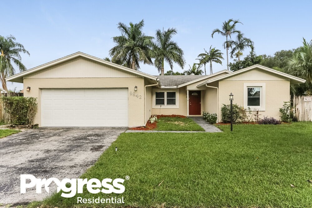 Primary Photo - 9842 Spanish Isles Dr