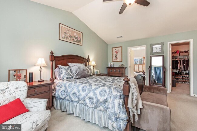 Building Photo - 609 Cinnamon Tree Ct