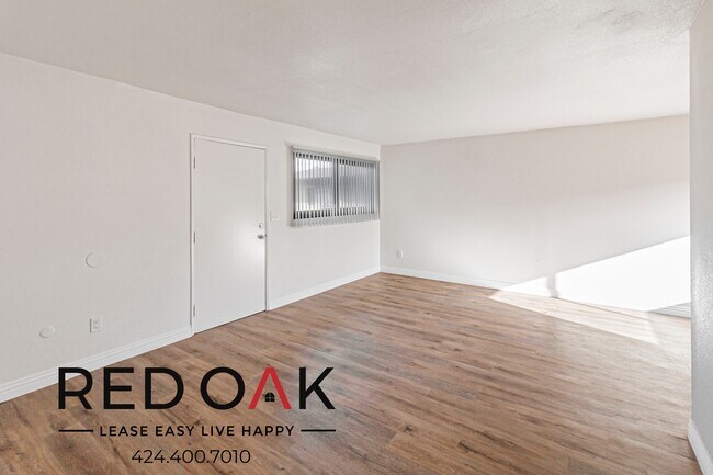 Foto del edificio - 1806 Plaza del Amo