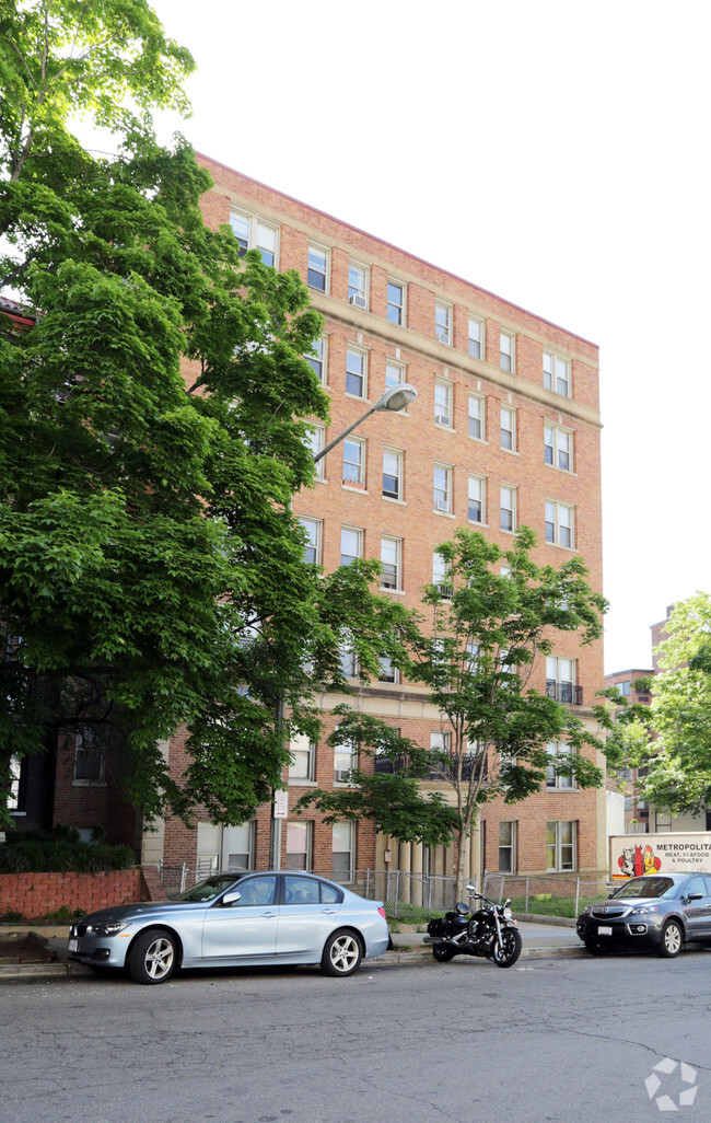 Building Photo - 1909 19th St NW