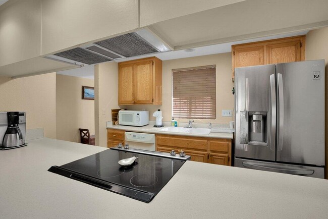 Building Photo - 41071 Preston Trail