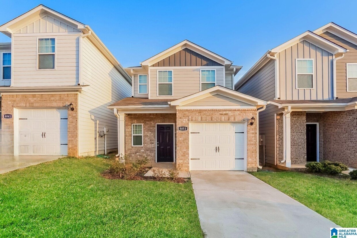 Foto principal - 8053 Hagood St