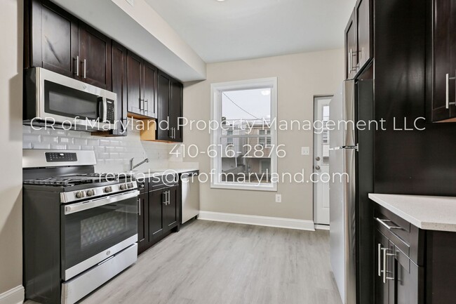 Building Photo - WAITLIST APPLICATIONS ONLY