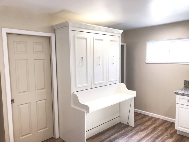 Wall Bed - 1845 Blue Spruce Ct