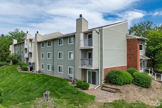 Foto del edificio - Winding Hills Apartments