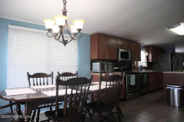 Foto del edificio - 3 bedroom in Jacksonville FL 32222