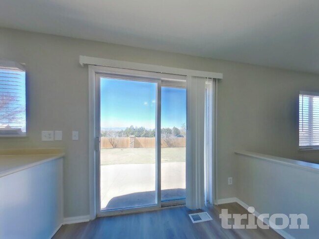 Foto del edificio - 13829 Josephine Ct