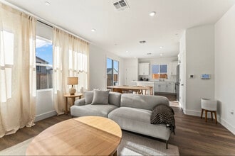 Building Photo - 231 Goldback Ct