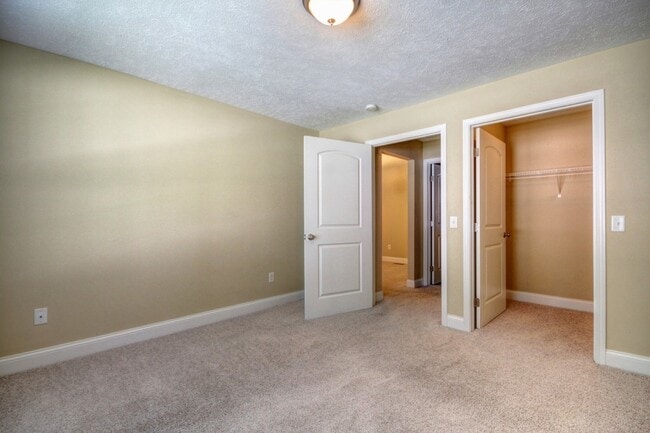 Interior Photo - Fairlawn Village