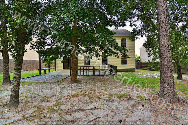 Building Photo - 156 Hardwood Dr