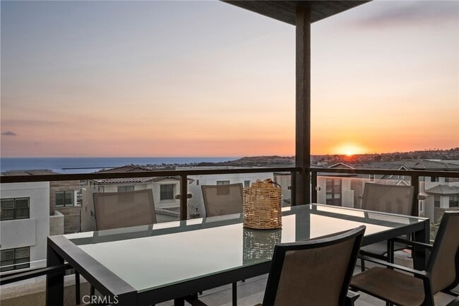 Building Photo - 26304 Paseo Horizonte