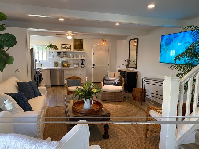 Foto del edificio - 226 W De La Guerra St