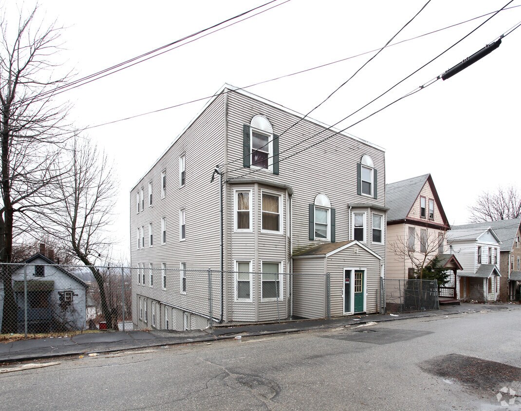 Primary Photo - 92 High St