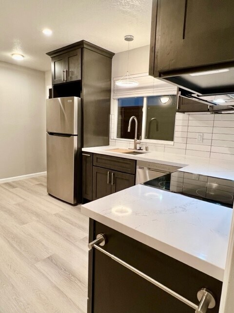 Foto del edificio - 1971 Parkside Dr