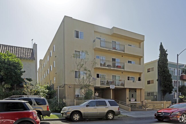 Building Photo - 310 S New Hampshire Ave