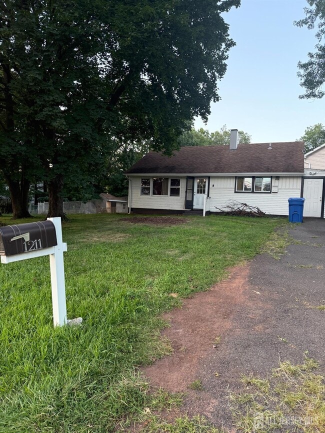 Building Photo - 1211 Stelton Rd