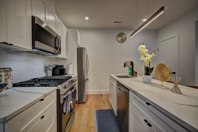 Foto del edificio - 5835 Colorado Ave NW